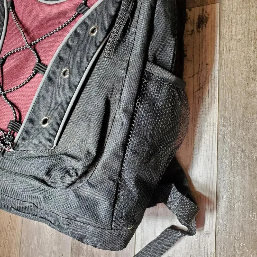 N/A burgundy black